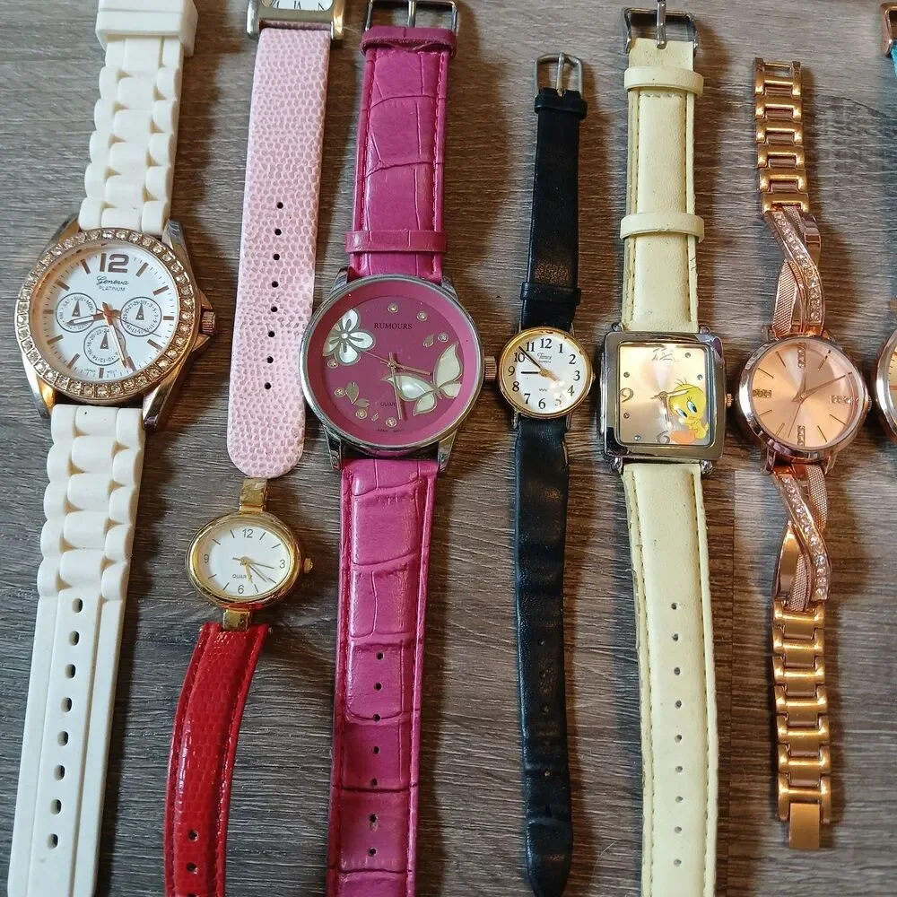 Huge Watch Lot of 25+ Mixed Brands Vintage & Modern Parts/Repair Untested-Box 9